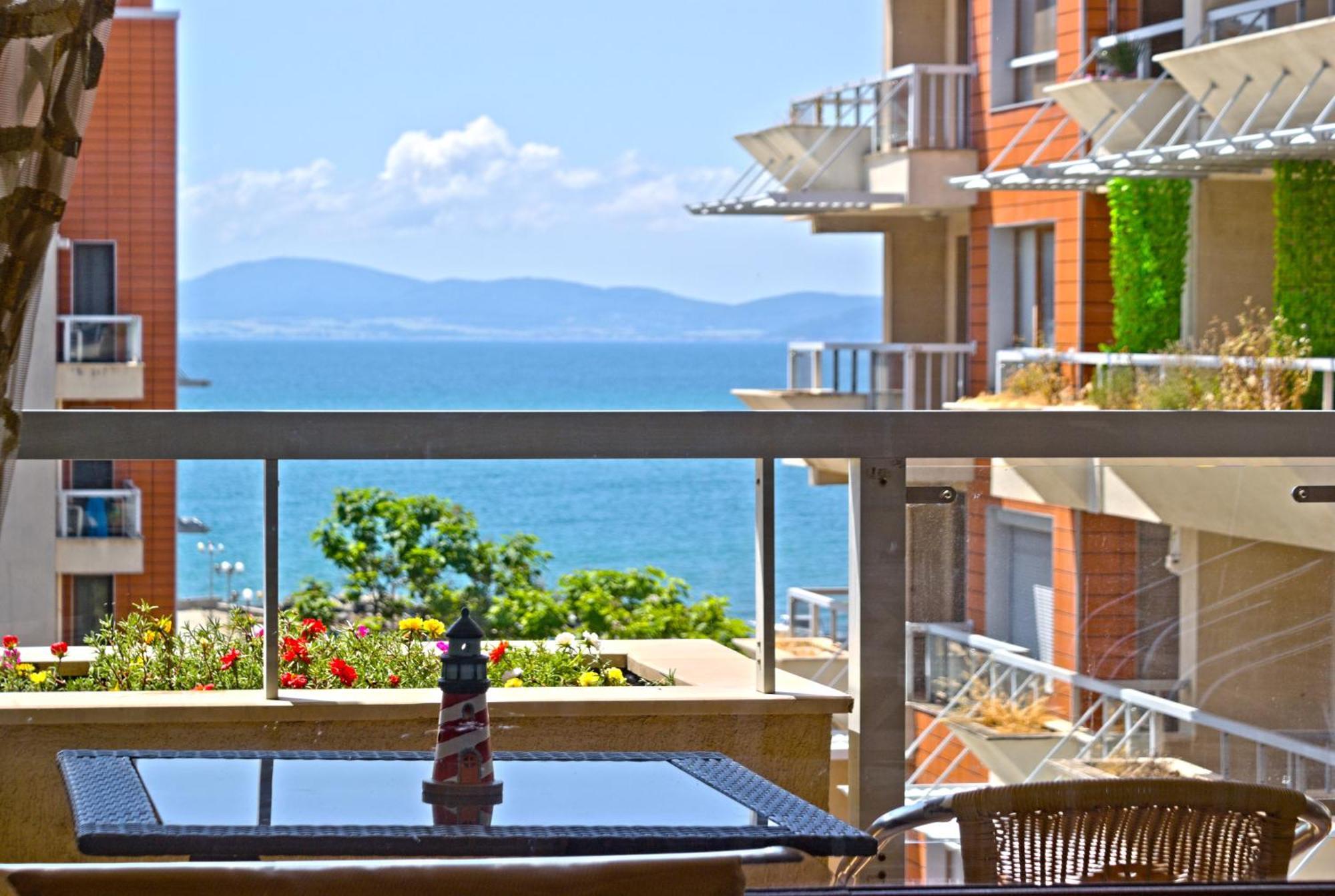 Cozy Apartment With Sea View And Free Parking بوموري المظهر الخارجي الصورة